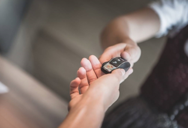 VUOI VENDERE LA TUA PORSCHE?